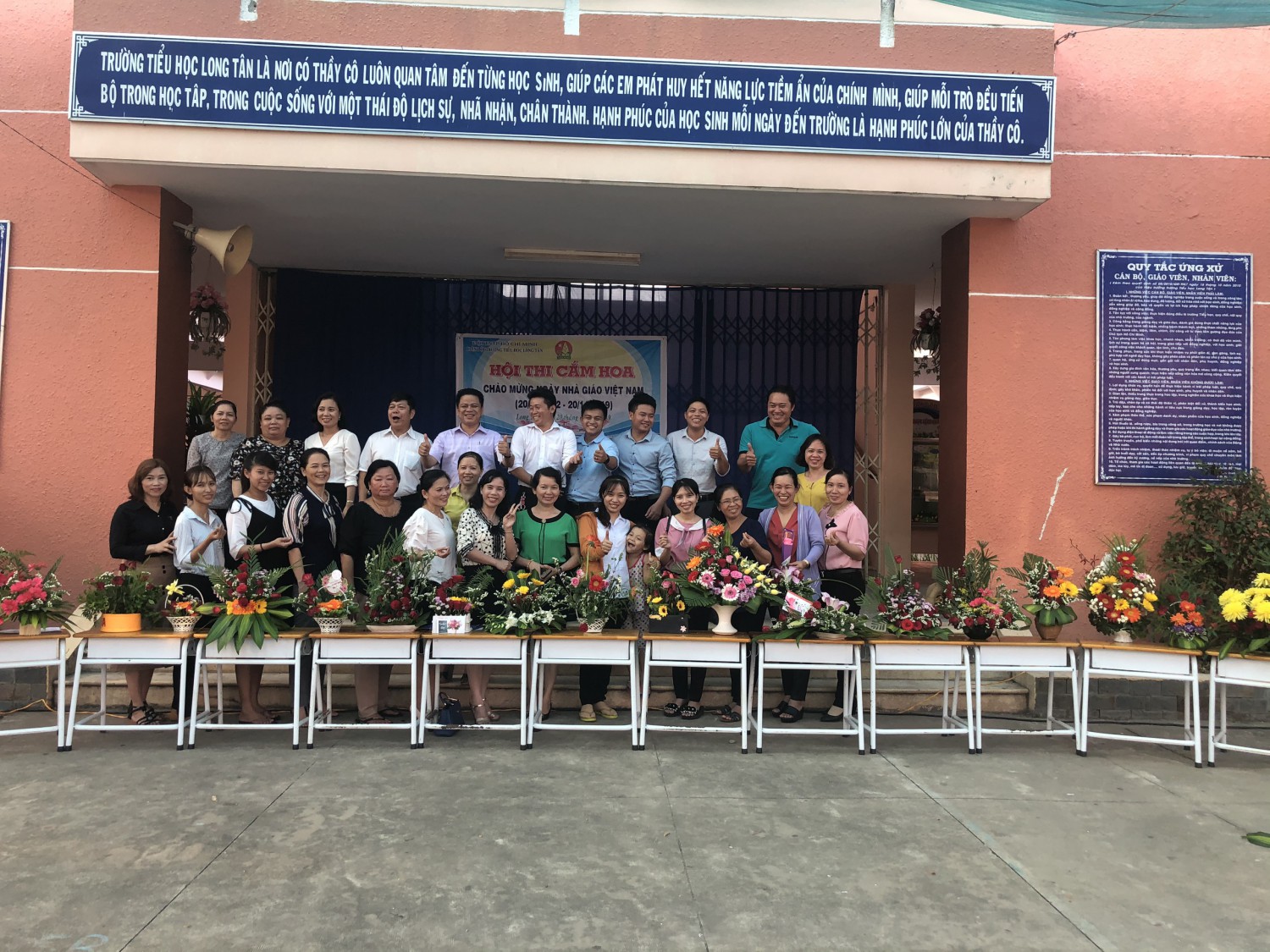 Hội thi cắm hoa chào mừng ngày Nhà giáo Việt Nam 20/11/2019